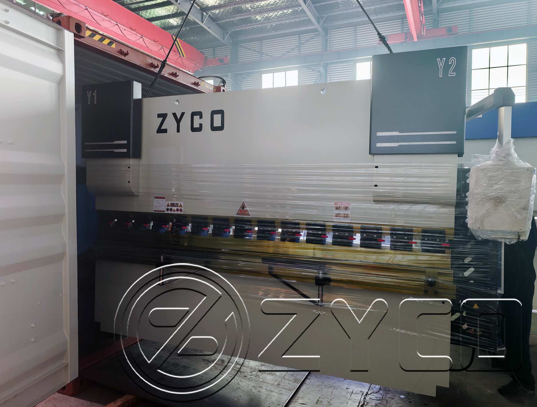4+1 Axis Automated press brake machines